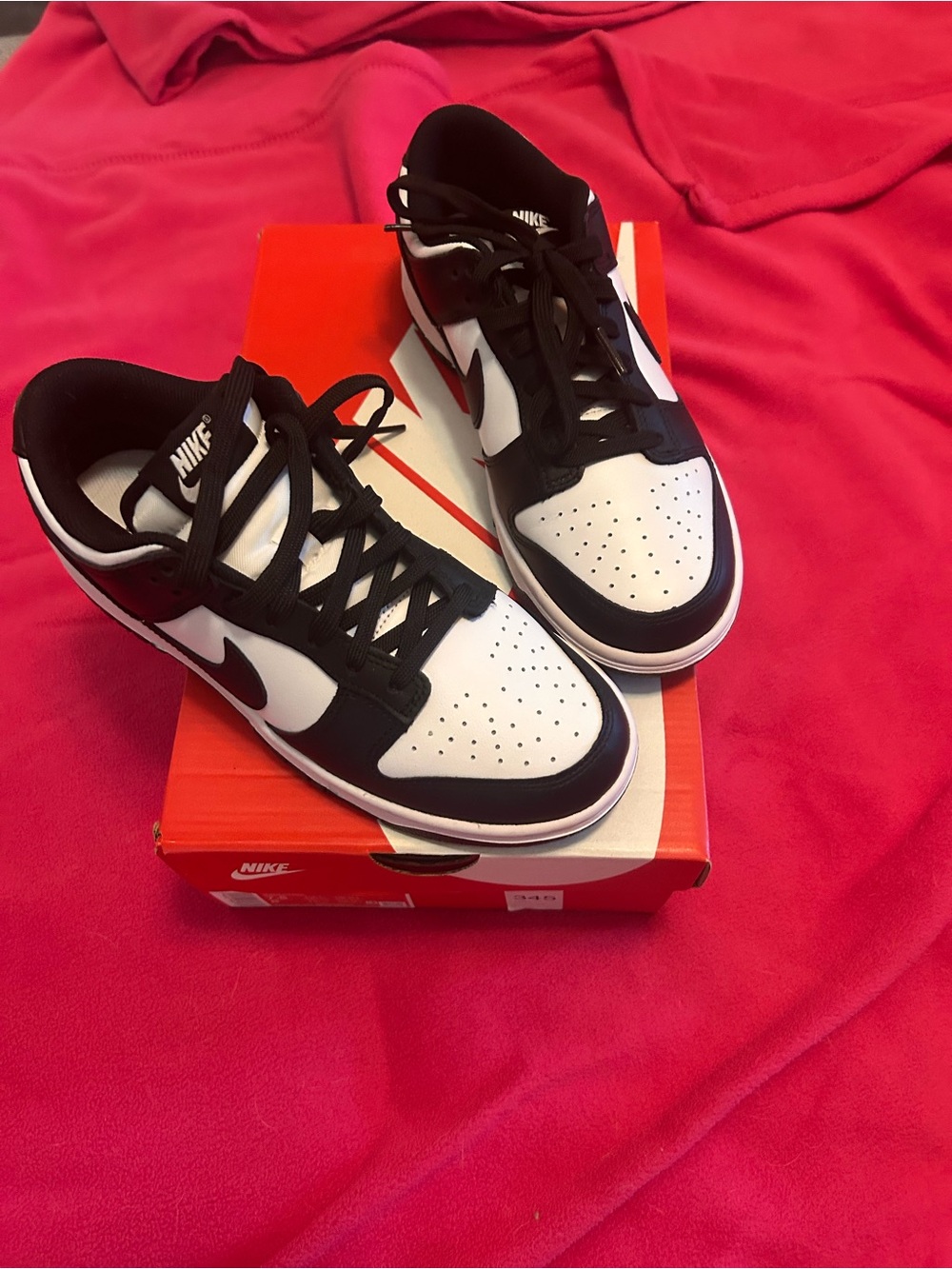 Nike w Black White Low-Top Sneakers